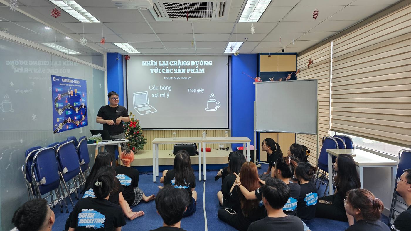 Nguyen facilitating a training session